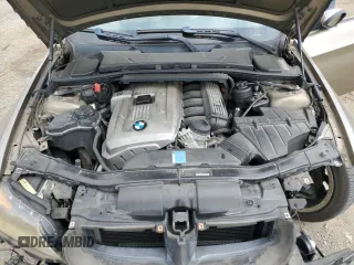 2006 BMW 3 Series 325i with VIN WBAVB17596NK38378, listed as a Copart auction lot 71792814 with 112,745 mi miles and Salvage Title. Bid and sale history available at carsss.com. Image 11.
