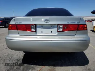 2000 Toyota Camry CE with VIN JT2BG22KXY0492183, listed as a Copart auction lot 52596705 with 181,840 mi miles and Salvage Title. Bid and sale history available at carsss.com. Image 6.