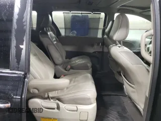 2011 Toyota Sienna XLE z VIN 5TDDK3DC6BS001431, wystawiony jako Copart lot #86715054 z przebiegiem 193 640 mil mil oraz Szkoda całkowita • Salvage title. Historia ofert i sprzedaży dostępna na DreamBid. Obrazek 10.