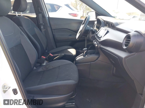 2019 Nissan Kicks S with VIN 3N1CP5CU8KL491396, listed as a IAAI auction lot 41986602 with 101,389 mi miles and . Bid and sale history available at carsss.com. Image 5.