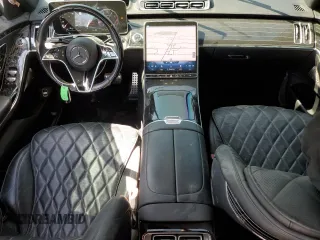 2022 Mercedes-Benz S 580 z VIN W1K6G7GB4NA106528, wystawiony jako Copart lot #52556115 z przebiegiem 39 827 mil mil oraz Szkody całkowita. Historia ofert i sprzedaży dostępna na DreamBid. Obrazek 8.
