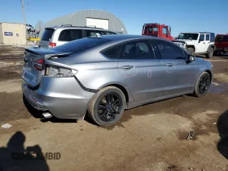 2020 Ford Fusion SE with VIN 3FA6P0HD8LR128879, listed as a Copart auction lot 89090425 with 129,784 mi miles and Salvage Title. Bid and sale history available at carsss.com. Image 3.
