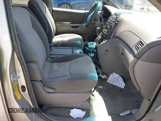 2007 Toyota Sienna CE with VIN 5TDZK23C97S006616, listed as a IAAI auction lot 42128854 with 234,985 mi miles and . Bid and sale history available at DreamBid. Image 5.