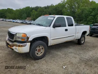 2004 GMC Sierra 2500HD SLE z VIN 1GTHK29U34E116526, wystawiony jako Copart lot #57989145 z przebiegiem 136 981 mil mil oraz Czysty tytuł • Clean title. Historia ofert i sprzedaży dostępna na DreamBid. Obrazek 1.