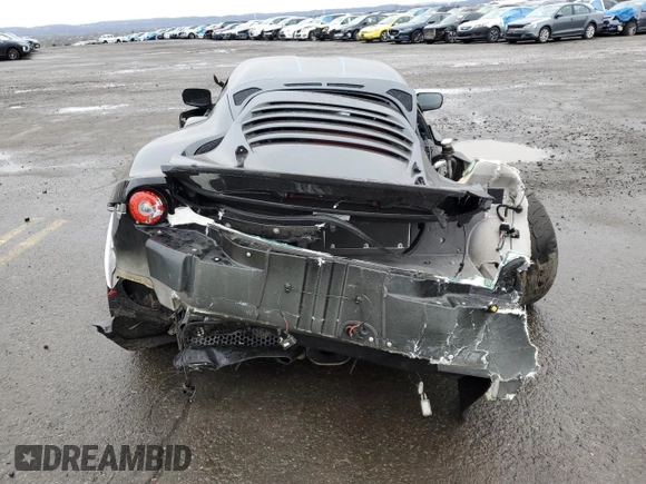 2021 Lotus Evora GT z VIN SCCLMDDN5MHA10403, wystawiony jako Copart lot #52484955 z przebiegiem Nie podano mil oraz Szkoda całkowita • Salvage title. Historia ofert i sprzedaży dostępna na DreamBid. Obrazek 6.