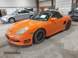 2003 Porsche Boxster с VIN WP0CA29893U622737, выставлен на аукционе IAAI как лот 42217554 с пробегом Не указан миль и . История ставок и продаж доступна на DreamBid. Изображение 2.