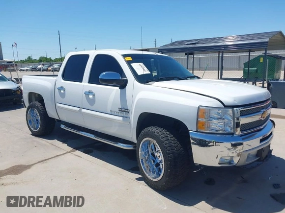 2013 Chevrolet Silverado 1500 LT with VIN 3GCPCSE05DG138211, listed as a IAAI auction lot 41966581 with 112,848 mi miles and . Bid and sale history available at DreamBid. Image 1.