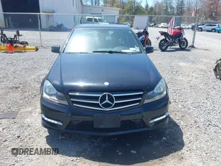 2014 Mercedes-Benz C 300 Sport with VIN WDDGF8AB3EG232950, listed as a IAAI auction lot 42137607 with 122,263 mi miles and . Bid and sale history available at DreamBid. Image 12.