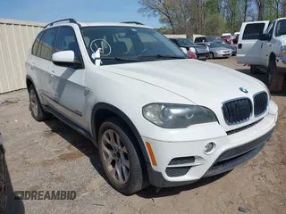 2011 BMW X5 35i with VIN 5UXZV4C54BL410338, listed as a IAAI auction lot 41930266 with 148,950 mi miles. Bid and sale history available at carsss.com. Image 1.