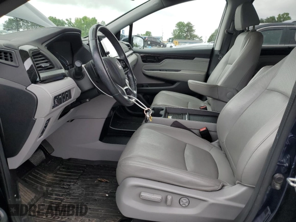 2018 Honda Odyssey Elite z VIN 5FNRL6H9XJB039802, wystawiony jako Copart lot #57116345 z przebiegiem 107 939 mil mil oraz Szkoda całkowita • Salvage title. Historia ofert i sprzedaży dostępna na DreamBid. Obrazek 7.