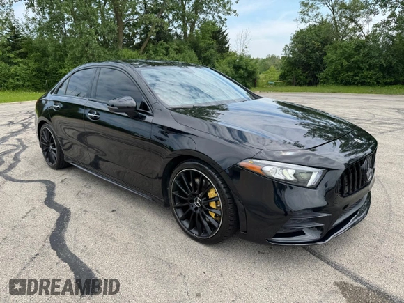 2021 Mercedes-Benz A 35 AMG z VIN W1K3G5BB2MJ266503, wystawiony jako Copart lot #61243205 z przebiegiem 66 611 mil mil oraz Czysty tytuł • Clean title. Historia ofert i sprzedaży dostępna na DreamBid. Obrazek 1.