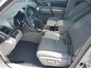 2012 Toyota Highlander Limited z VIN 5TDYK3EHXCS053674, wystawiony jako Copart lot #61424105 z przebiegiem 291 856 mil mil oraz Szkoda całkowita • Salvage title. Historia ofert i sprzedaży dostępna na DreamBid. Obrazek 7.