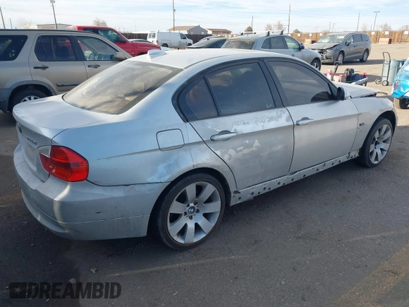 2007 BMW 3 Series 328xi with VIN WBAVC93577KX56977, listed as a IAAI auction lot 41349967 with 1 mi miles. Bid and sale history available at carsss.com. Image 4.