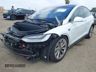 2020 Tesla Model X Long Range with VIN 5YJXCDE26LF238982, listed as a IAAI auction lot 42100220 with 44,804 mi miles. Bid and sale history available at carsss.com. Image 25.