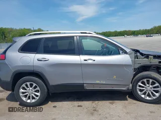 2020 Jeep Cherokee Latitude with VIN 1C4PJMCB4LD654657, listed as a IAAI auction lot 42113003 with 67,062 mi miles and . Bid and sale history available at DreamBid. Image 14.