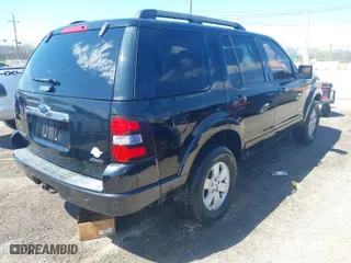 2008 Ford Explorer XLT with VIN 1FMEU73E78UA94422, listed as a IAAI auction lot 41888911 with 253,932 mi miles. Bid and sale history available at carsss.com. Image 4.