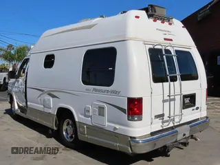 2009 Ford Econoline Cargo with VIN 1FDSE34L29DA17433, listed as a Copart auction lot 50224975 with 53,860 mi miles and Salvage Title. Bid and sale history available at DreamBid. Image 4.