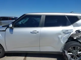 2021 Kia Soul S with VIN KNDJ23AU5M7795528, listed as a IAAI auction lot 41718018 with 75,098 mi miles and . Bid and sale history available at DreamBid. Image 14.
