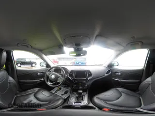 2019 Jeep Cherokee High Altitude с VIN 1C4PJMDN6KD162994, выставлен на аукционе IAAI как лот 41700652 с пробегом 93 112 миль миль и . История ставок и продаж доступна на DreamBid. Изображение 18.