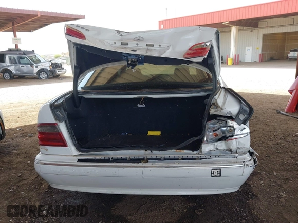 2001 Mercedes-Benz E-Class with VIN WDBJF65J61B183965, listed as a IAAI auction lot 41926279 with 305,436 mi miles. Bid and sale history available at carsss.com. Image 16.