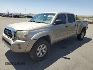 2005 Toyota Tacoma PreRunner with VIN 5TEKU72N45Z027207, listed as a Copart auction lot 53044435 with 166,084 mi miles and Clean Title. Bid and sale history available at carsss.com. Image 1.