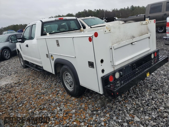 2017 Ford F-250 XL z VIN 1FD7X2A66HEE51243, wystawiony jako Copart lot #41967755 z przebiegiem 194 364 mil mil oraz Szkoda całkowita • Salvage title. Historia ofert i sprzedaży dostępna na DreamBid. Obrazek 2.