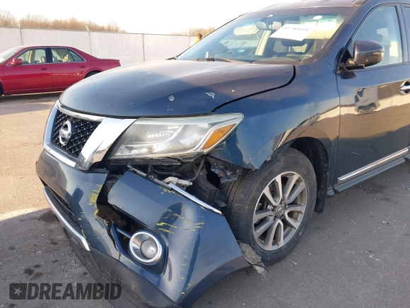 2013 Nissan Pathfinder SL with VIN 5N1AR2MM5DC642152, listed as a IAAI auction lot 41780601 with 153,975 mi miles and . Bid and sale history available at DreamBid. Image 6.