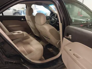2007 Ford Fusion SE with VIN 3FAHP07147R177289, listed as a IAAI auction lot 41953287 with 218,656 mi miles. Bid and sale history available at carsss.com. Image 8.