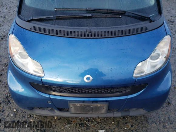 2010 Smart fortwo Pure z VIN WMEEJ3BA3AK353317, wystawiony jako Copart lot #48560975 z przebiegiem 163 175 mil mil oraz Czysty tytuł • Clean title. Historia ofert i sprzedaży dostępna na DreamBid. Obrazek 11.