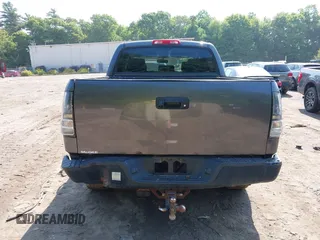 2013 Toyota Tundra z VIN 5TFDY5F18DX277032, wystawiony jako IAAI lot #42488623 z przebiegiem 287 801 mil mil oraz . Historia ofert i sprzedaży dostępna na DreamBid. Obrazek 17.