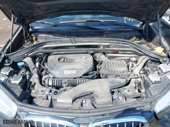 2016 BMW X1 xDrive28i with VIN WBXHT3C35GP886094, listed as a IAAI auction lot 42009639 with 61,739 mi miles. Bid and sale history available at carsss.com. Image 10.