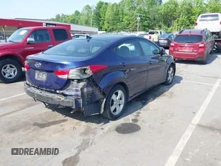 2013 Hyundai Elantra GLS с VIN 5NPDH4AE1DH239769, выставлен на аукционе IAAI как лот 42259765 с пробегом 167 046 миль миль и . История ставок и продаж доступна на DreamBid. Изображение 4.