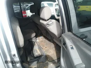 2007 Nissan Frontier SE with VIN 1N6AD07U77C450025, listed as a IAAI auction lot 42679438 with 162,590 mi miles and . Bid and sale history available at DreamBid. Image 8.