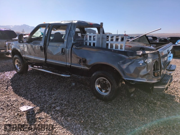 2002 Ford F-250 XL z VIN 1FTNW21F72EA24675, wystawiony jako Copart lot #50554575 z przebiegiem Nie podano mil oraz Nie do naprawy • Non repairable. Historia ofert i sprzedaży dostępna na DreamBid. Obrazek 2.