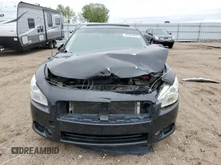 2011 Nissan Maxima SV z VIN 1N4AA5APXBC862711, wystawiony jako Copart lot #57661095 z przebiegiem 122 670 mil mil oraz Szkoda całkowita • Salvage title. Historia ofert i sprzedaży dostępna na DreamBid. Obrazek 5.