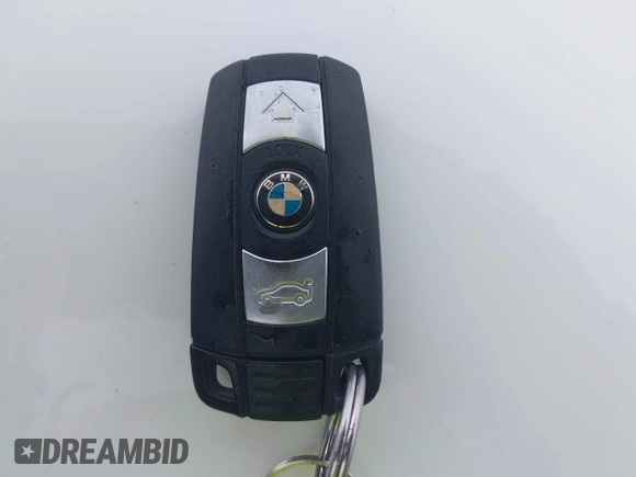 2010 BMW X5 M with VIN 5YMGY0C59ALK25572, listed as a IAAI auction lot 41712140 with 163,226 mi miles. Bid and sale history available at carsss.com. Image 11.