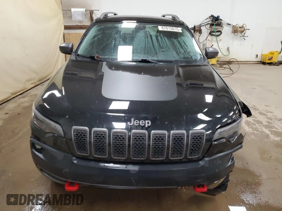 2019 Jeep Cherokee Trailhawk Elite with VIN 1C4PJMBX2KD227246, listed as a Copart auction lot 87815615 with 88,636 mi miles and Salvage Title. Bid and sale history available at carsss.com. Image 5.