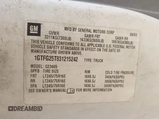 2003 GMC Savana z VIN 1GTFG25T831215242, wystawiony jako IAAI lot #41902381 z przebiegiem 260 499 mil mil oraz . Historia ofert i sprzedaży dostępna na DreamBid. Obrazek 9.