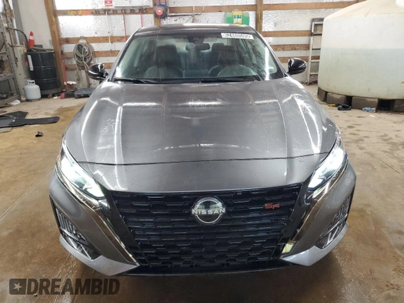 2024 Nissan Altima SR with VIN 1N4BL4CV6RN364153, listed as a Copart auction lot 62460595 with 34,367 mi miles and Clean title. Bid and sale history available at DreamBid. Image 5.