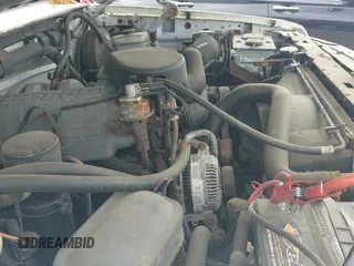 1994 Ford Bronco Eddie Bauer z VIN 1FMEU15N4RLB32917, wystawiony jako IAAI lot #42406516 z przebiegiem 138 716 mil mil oraz . Historia ofert i sprzedaży dostępna na DreamBid. Obrazek 12.