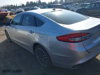 2017 Ford Fusion SE with VIN 3FA6P0H91HR200363, listed as a IAAI auction lot 41211275 with 63,409 mi miles. Bid and sale history available at carsss.com. Image 3.