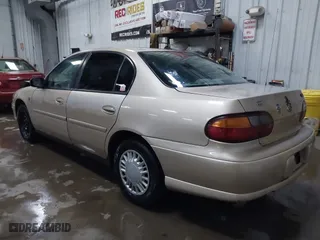 2004 Chevrolet Classic with VIN 1G1ND52F34M524727, listed as a IAAI auction lot 41533791 with 207,745 mi miles. Bid and sale history available at carsss.com. Image 3.