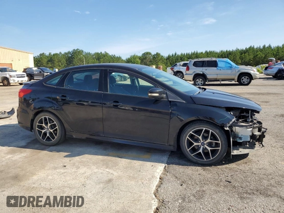 2016 Ford Focus SE z VIN 1FADP3F2XGL261707, wystawiony jako Copart lot #59078565 z przebiegiem 79 820 mil mil oraz Szkoda całkowita • Salvage title. Historia ofert i sprzedaży dostępna na DreamBid. Obrazek 4.