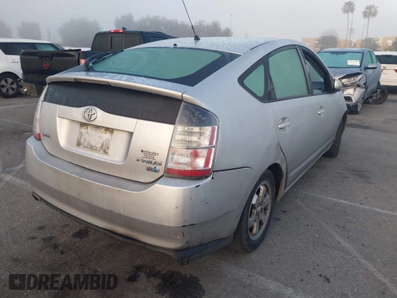 2006 Toyota Prius with VIN JTDKB22U667523196, listed as a IAAI auction lot 41865639 with 282,399 mi miles. Bid and sale history available at carsss.com. Image 4.