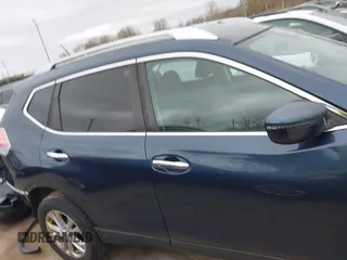 2016 Nissan Rogue SV with VIN KNMAT2MV4GP673663, listed as a IAAI auction lot 42028823 with 126,772 mi miles. Bid and sale history available at carsss.com. Image 14.