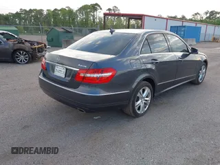 2011 Mercedes-Benz E 350 Luxury with VIN WDDHF8HB9BA352146, listed as a IAAI auction lot 42216234 with 124,723 mi miles and . Bid and sale history available at DreamBid. Image 4.