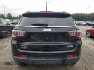 2018 Jeep Compass Altitude with VIN 3C4NJDBB7JT355356, listed as a Copart auction lot 60086775 with 88,790 mi miles and Salvage title. Bid and sale history available at DreamBid. Image 6.