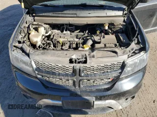 2019 Dodge Journey Crossroad with VIN 3C4PDCGB5KT865905, listed as a Copart auction lot 89171375 with 51,818 mi miles and Salvage Title. Bid and sale history available at DreamBid. Image 13.