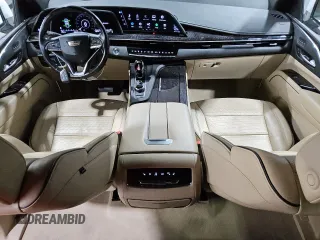2023 Cadillac Escalade 4WD Premium Luxury z VIN 1GYS4BKL3PR323412, wystawiony jako Copart lot #49742655 z przebiegiem 42 761 mil mil oraz Tytuł czysty. Historia ofert i sprzedaży dostępna na DreamBid. Obrazek 8.