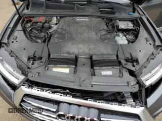 2018 Audi Q7 z VIN WA1MAAF71JD049558, wystawiony jako Copart lot #69534294 z przebiegiem 42 570 mil mil oraz Szkoda całkowita • Salvage title. Historia ofert i sprzedaży dostępna na DreamBid. Obrazek 12.